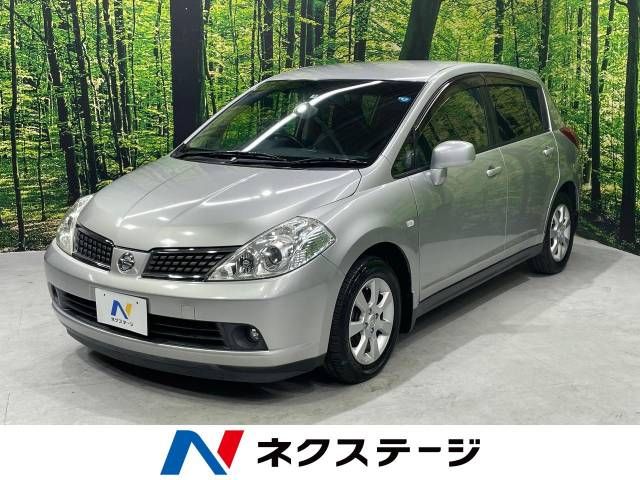 NISSAN TIIDA 2005