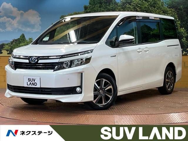 TOYOTA VOXY HYBRID 2015