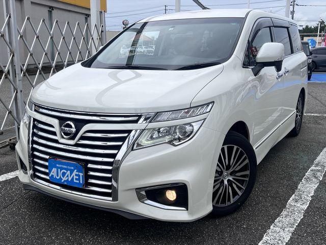 NISSAN ELGRAND  4WD 2014