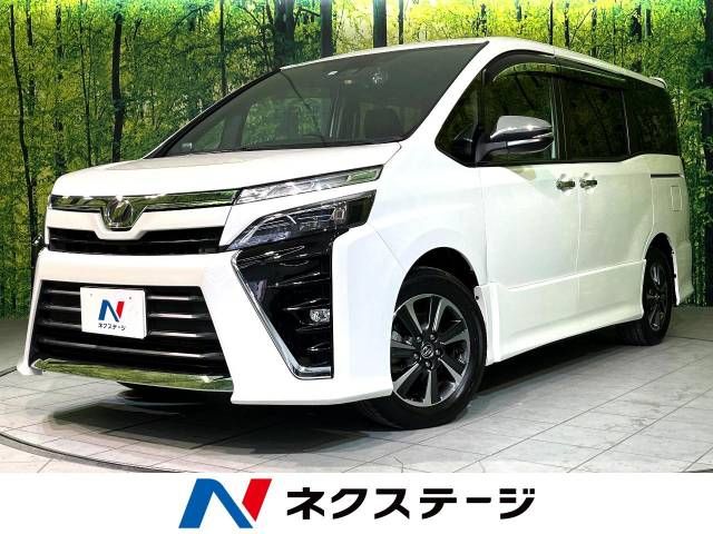 TOYOTA VOXY 2018