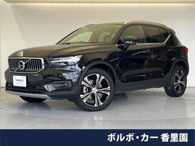 VOLVO XC40 2021