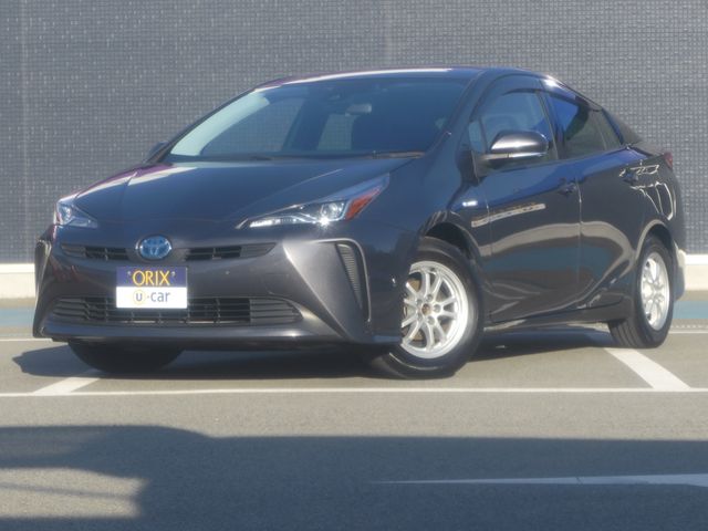 TOYOTA PRIUS 2019