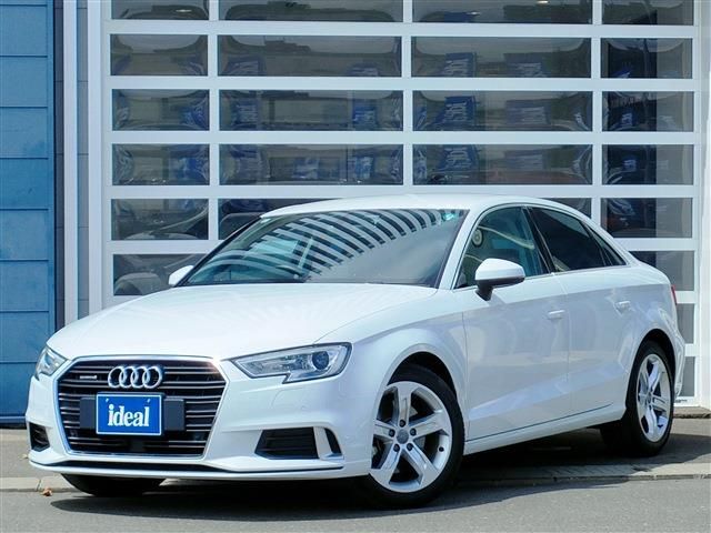 AUDI A3 Sedan 2017