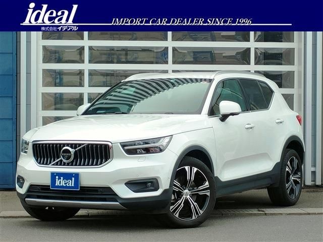 VOLVO XC40 2019