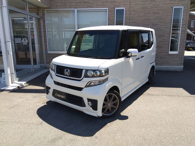 HONDA N BOX 2015