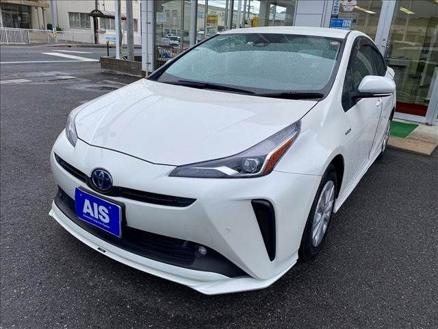 TOYOTA PRIUS 2019