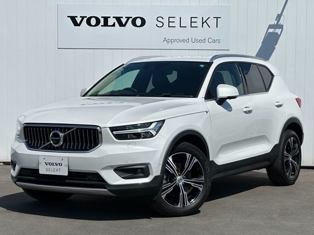 VOLVO XC40 2021