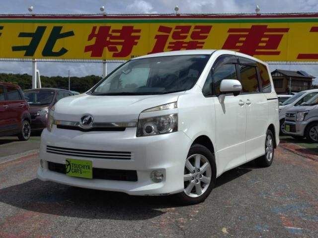 TOYOTA VOXY 2007