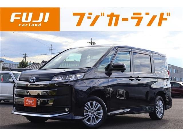 TOYOTA NOAH HYBRID 4WD 2023