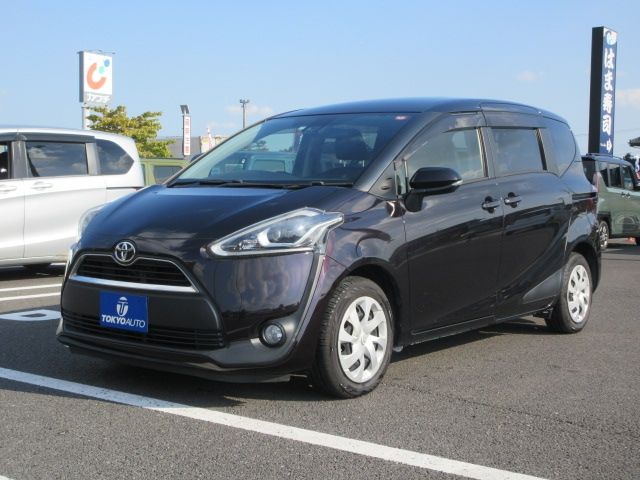 TOYOTA SIENTA 2017