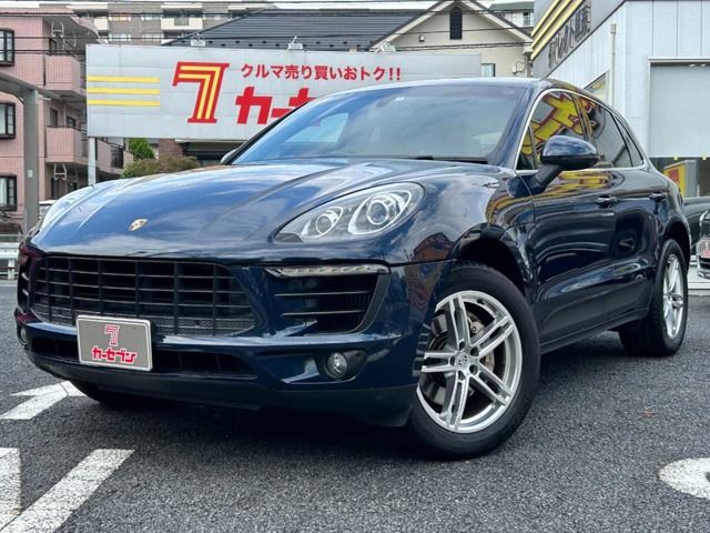 PORSCHE Macan 2015