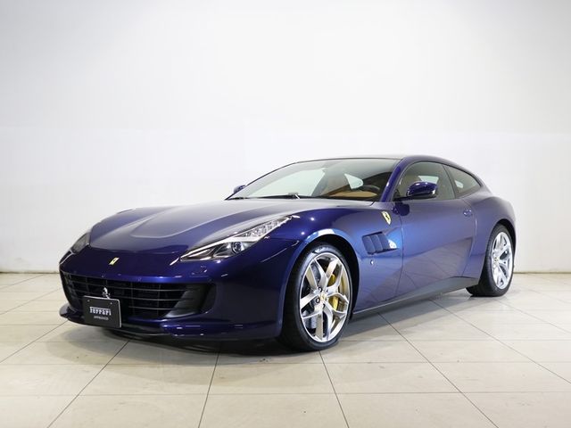 FERRARI GTC4 LUSSO T 2017