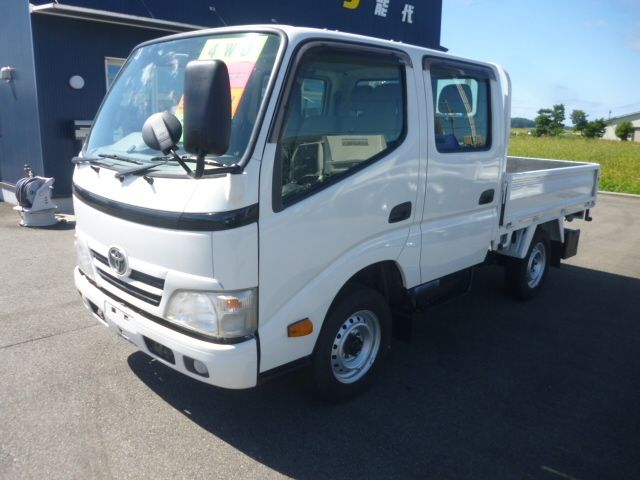 TOYOTA DYNA 2013