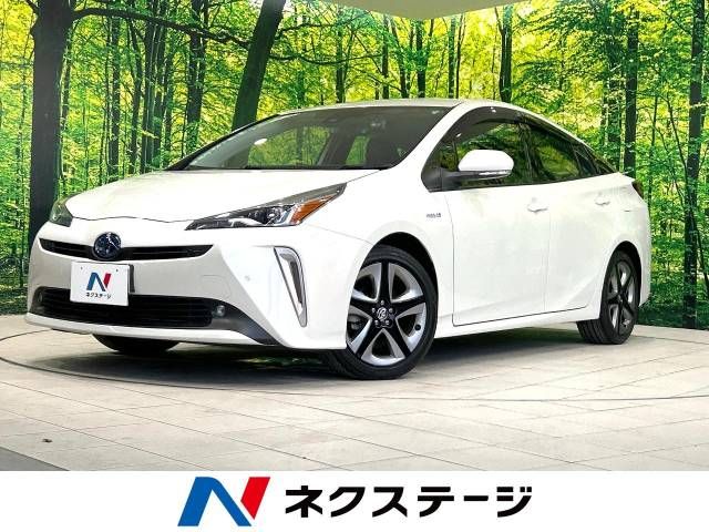 TOYOTA PRIUS 2019