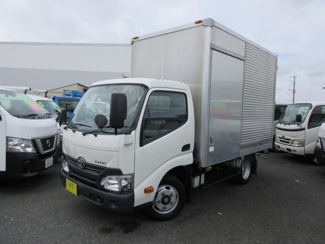 TOYOTA DYNA 2018