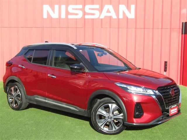 NISSAN KICKS 2020