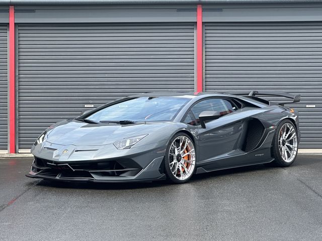 LAMBORGHINI Aventador 2019