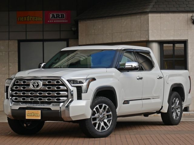 TOYOTA タンドラ　４ＷＤ 2022