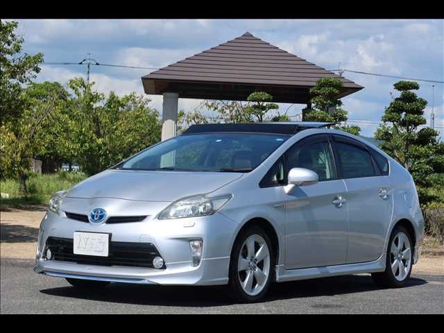 TOYOTA PRIUS 2012