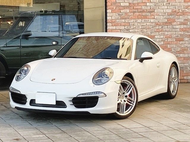 PORSCHE 911 2015