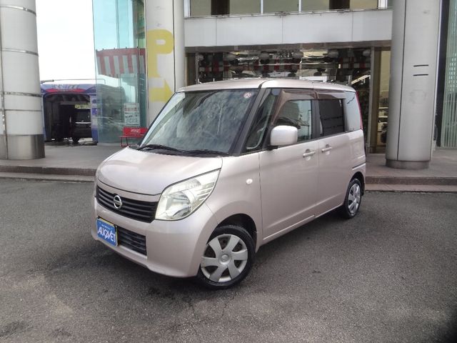 NISSAN ROOX 2010