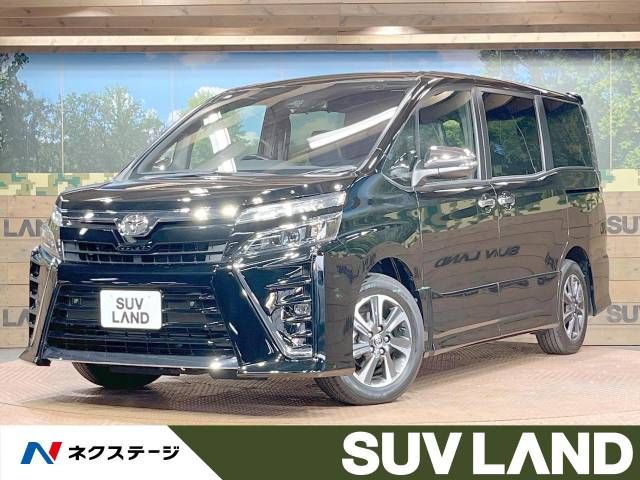 TOYOTA VOXY 2021