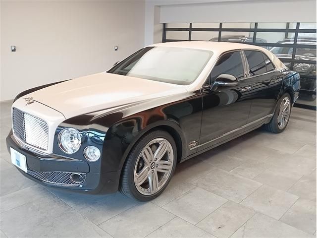 BENTLEY  2011