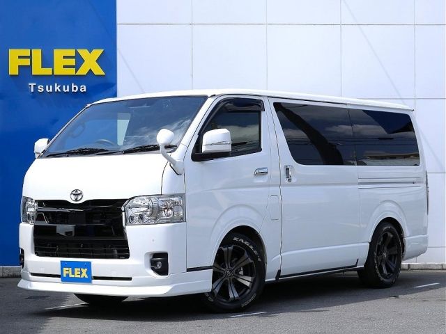 TOYOTA HIACE van 4WD 2022