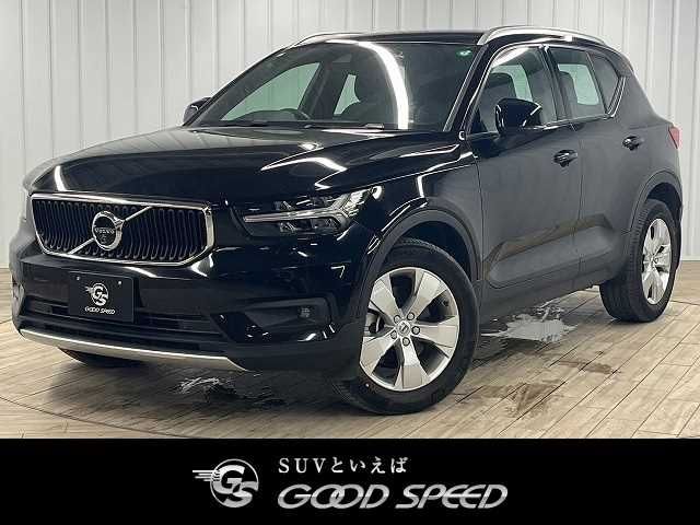 VOLVO XC40 2021