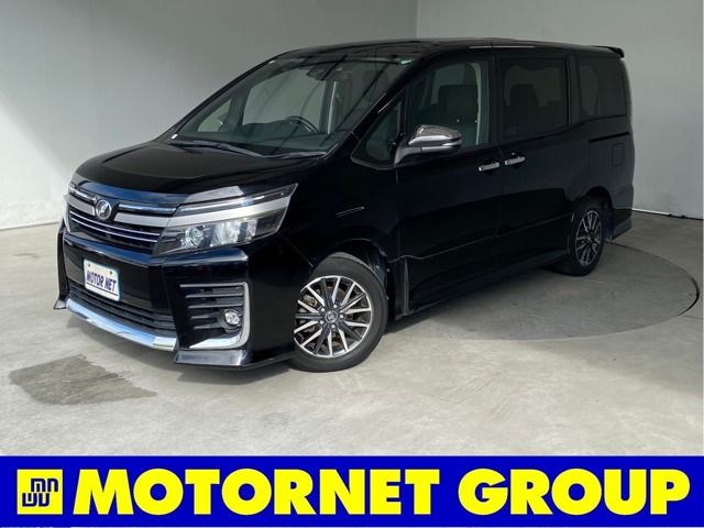 Mitsubishi CANTER 2023