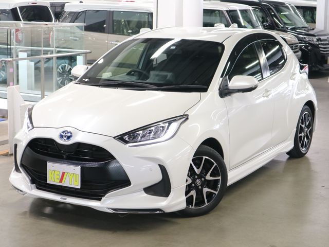 TOYOTA YARIS HYBRID 2020