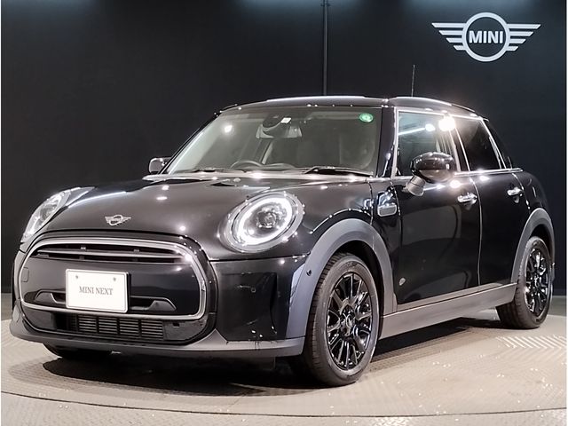 BMW MINI COOPER D 5DOOR 2023