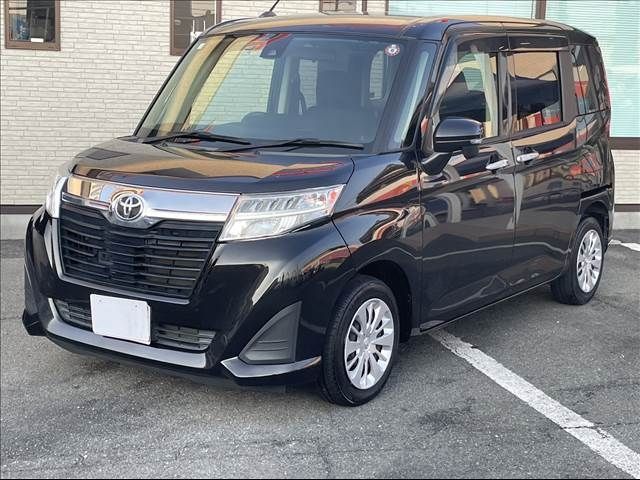 TOYOTA ROOMY 2016