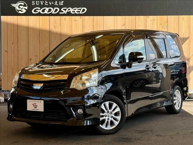 TOYOTA NOAH 2012