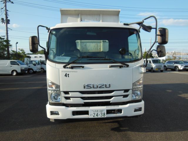 ISUZU FORWARD 2019