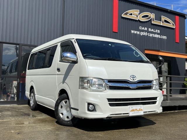 TOYOTA HIACE wagon 2011