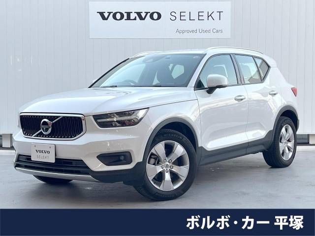 VOLVO XC40 2022