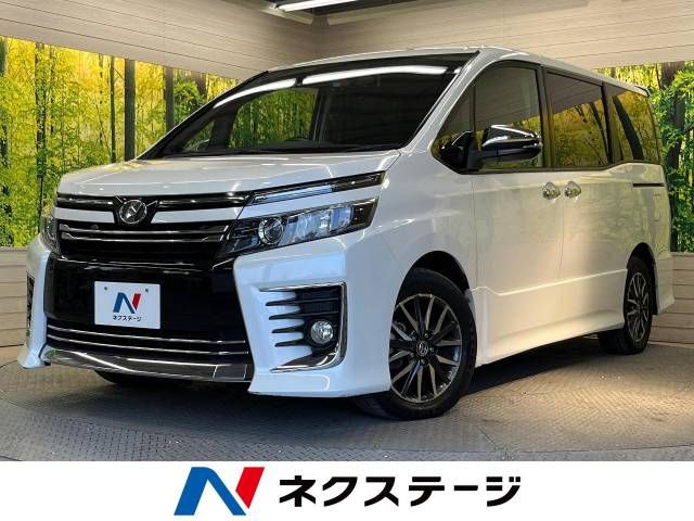 TOYOTA VOXY 2014