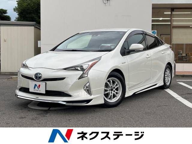 TOYOTA PRIUS 2016