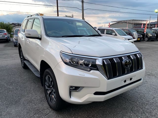 TOYOTA LANDCRUISER PRADO 2021