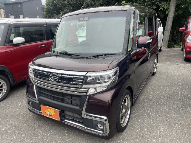 DAIHATSU TANTO CUSTOM 2017