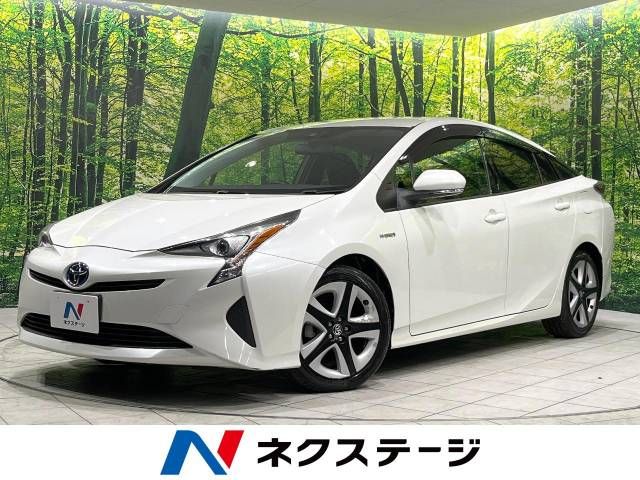 TOYOTA PRIUS 2016