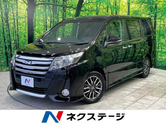 TOYOTA NOAH 2015