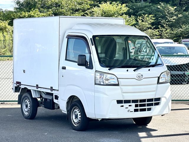 DAIHATSU HIJET truck 2015