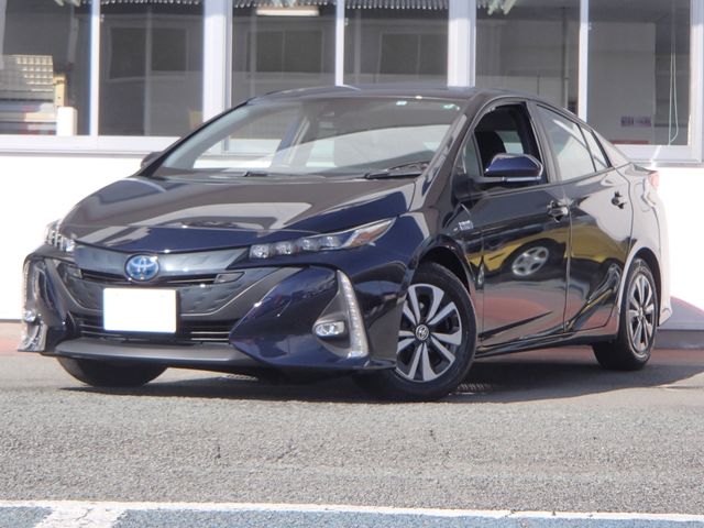 TOYOTA PRIUS PHV 2020