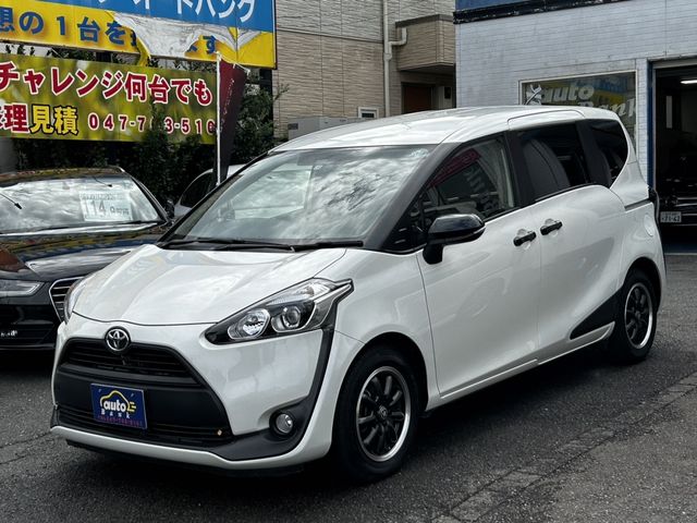 TOYOTA SIENTA 2015