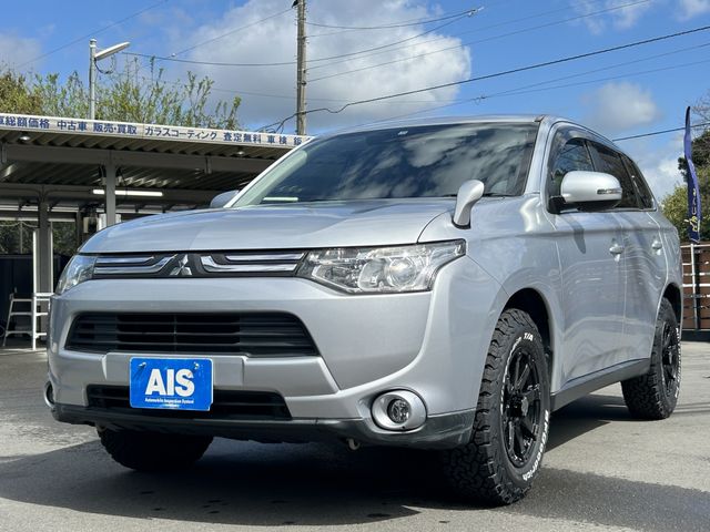 MITSUBISHI OUTLANDER 4WD 2013