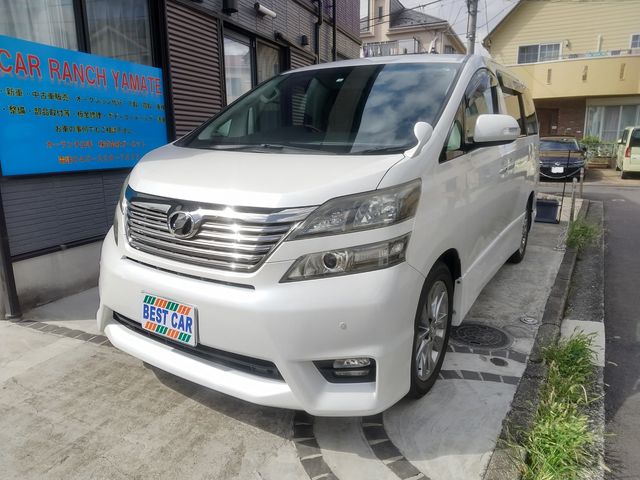 TOYOTA VELLFIRE 2010