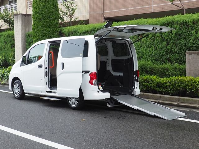 NISSAN NV200 VANETTE van 2017