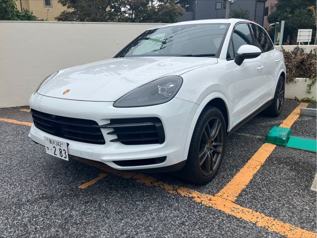 PORSCHE Cayenne 2018